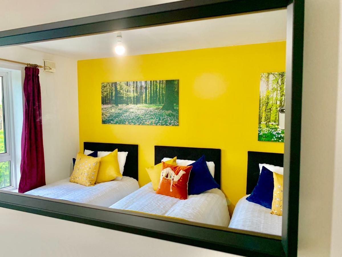 2 Bedrooms Modern Apartment, Lounge, Full Kitchen, Balcony, 5 Minutes Stratford Station 런던 외부 사진