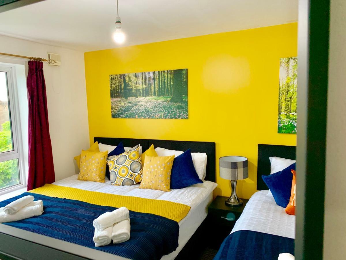 2 Bedrooms Modern Apartment, Lounge, Full Kitchen, Balcony, 5 Minutes Stratford Station 런던 외부 사진